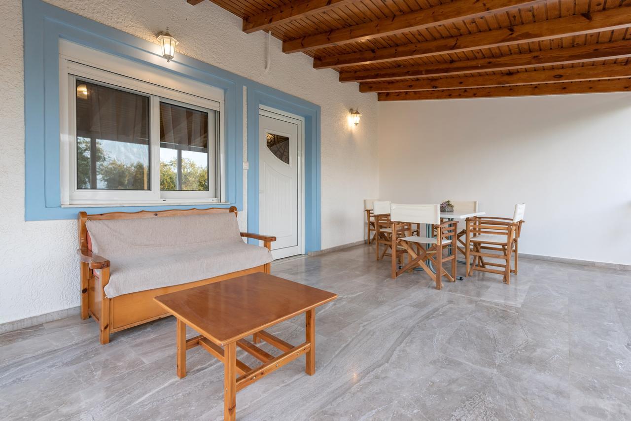 Villa Tasos Koutsoubos Короні Екстер'єр фото