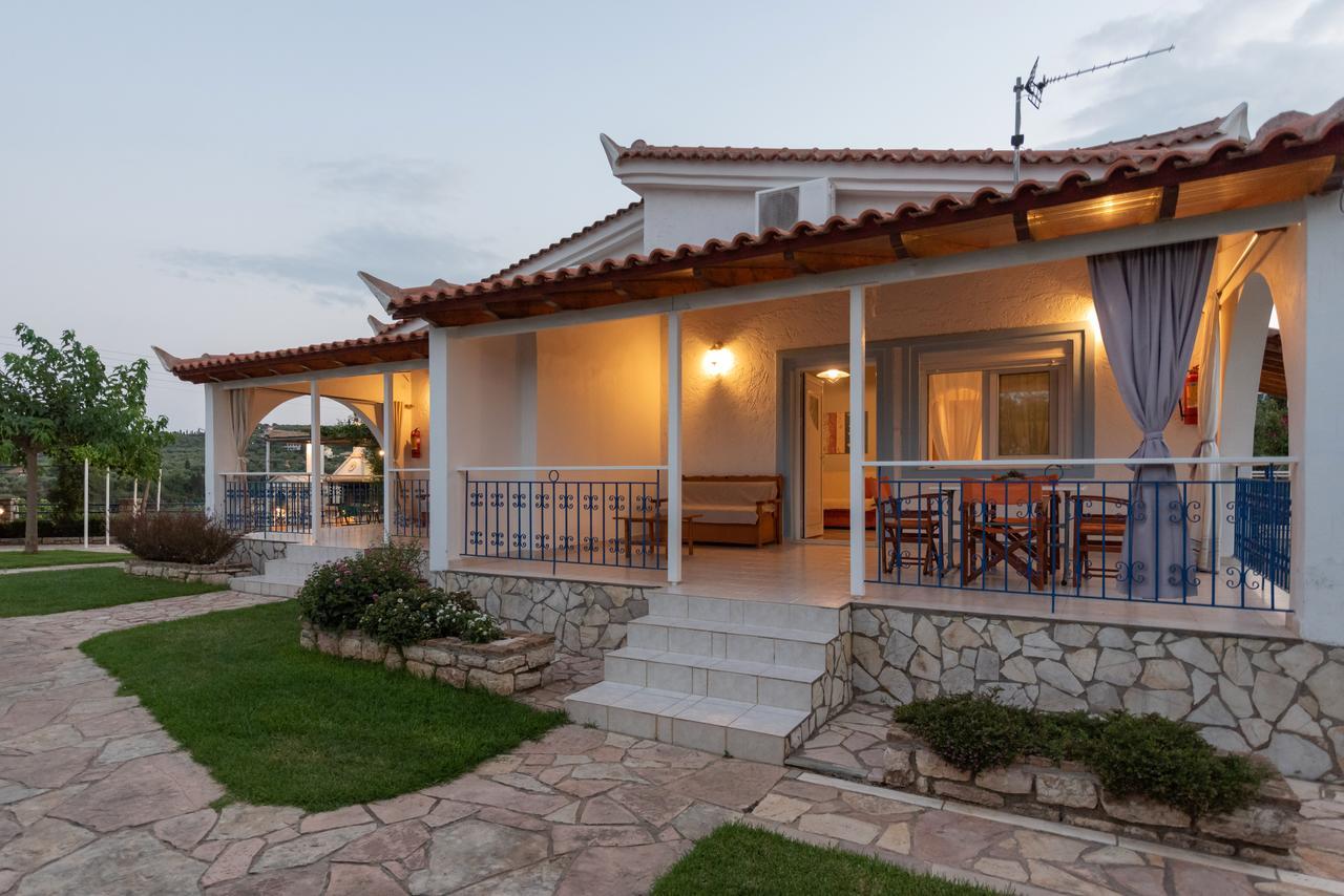 Villa Tasos Koutsoubos Короні Екстер'єр фото