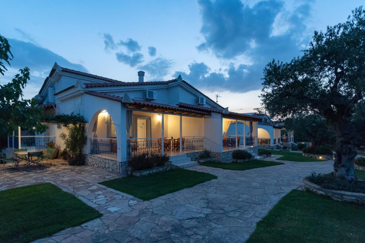 Villa Tasos Koutsoubos Короні Екстер'єр фото